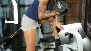 Sexy Honey gets hard in the gym